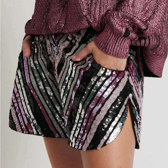 One Teaspoon NWT Hand Sequin Chevron  Party Shorts SMALL - Picture 1 of 9